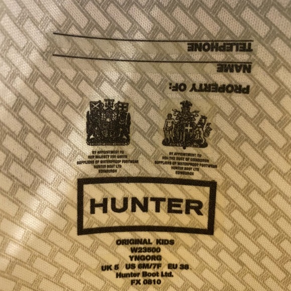 Navy blue hunter rain/snow boots in size US size 6 EU size 38. They run big. - Picture 3 of 4